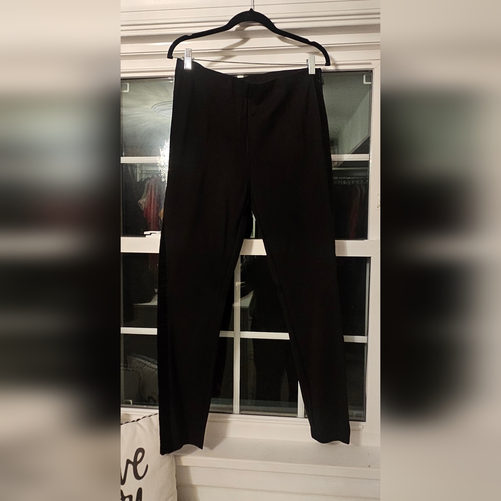 Size large Evys tree pants
